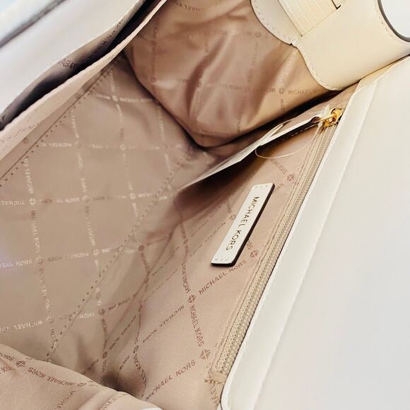 Michael Kors Purse Carmen Medium Flap Satchel shoulder bag optic white new - Picture 7 of 9